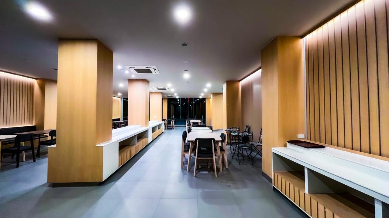 The Riva Vientiane Hotel Εξωτερικό φωτογραφία
