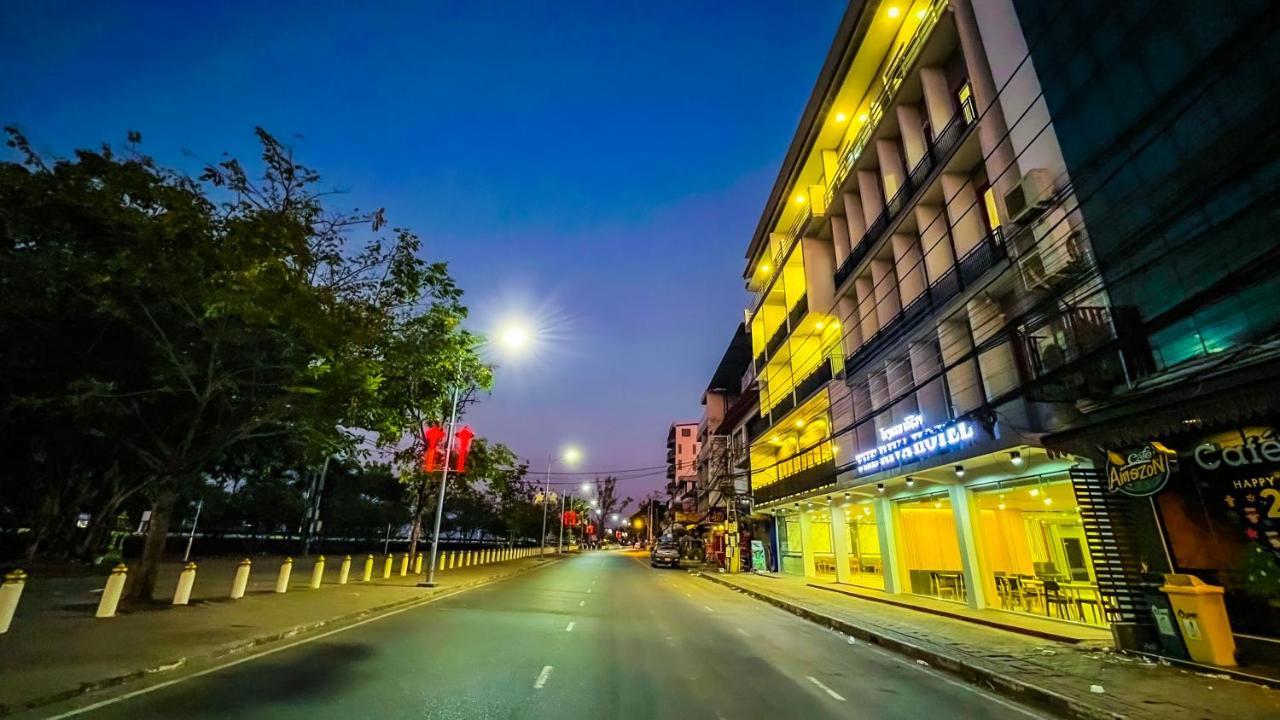 The Riva Vientiane Hotel Εξωτερικό φωτογραφία