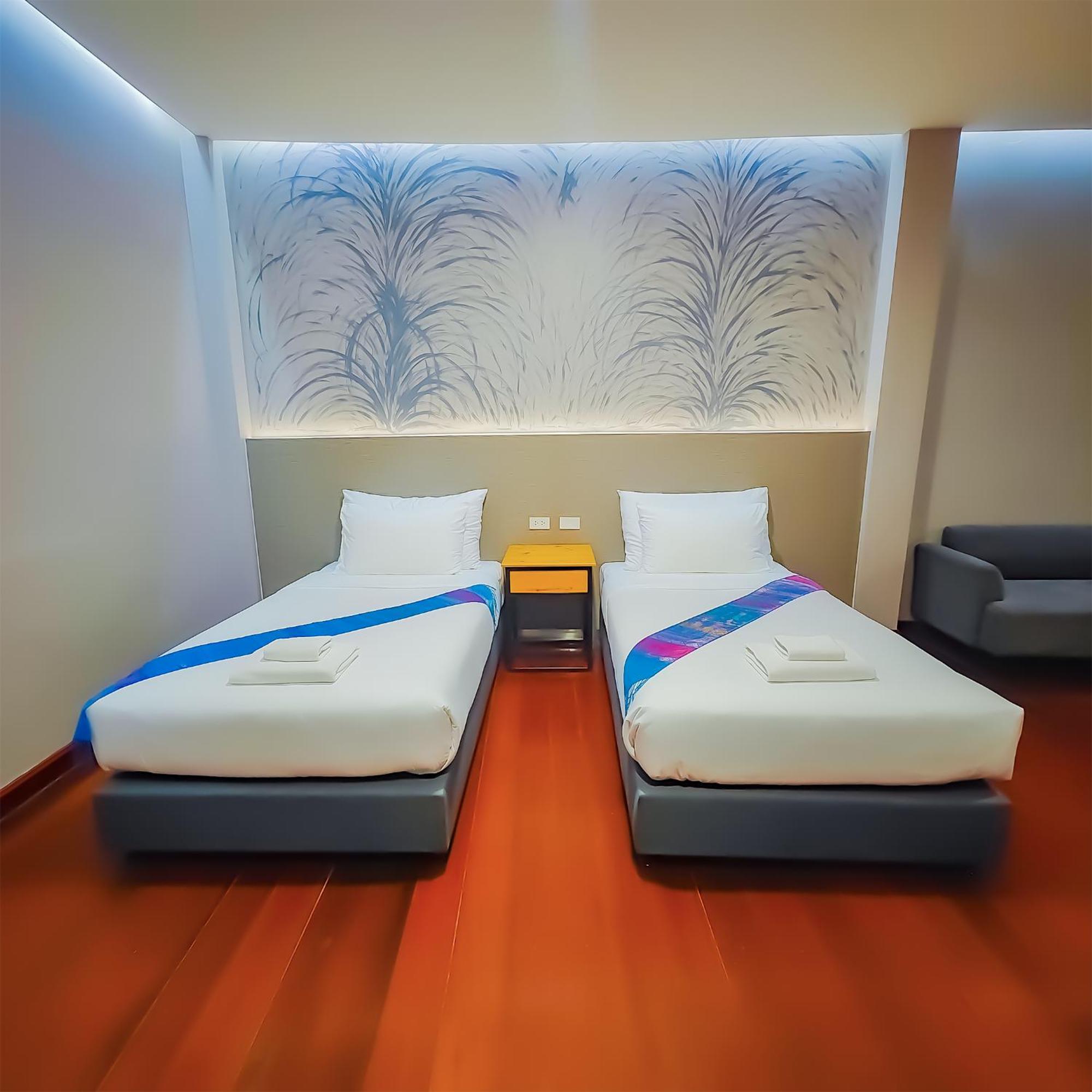 The Riva Vientiane Hotel Εξωτερικό φωτογραφία